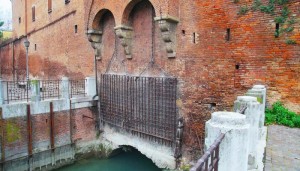 canale-reno-bologna-wellness-delle-acque-la-grada-700x400