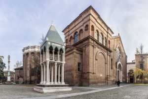 Piazza_San_Domenico_-_Bologna